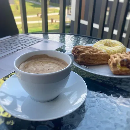 Ceglana Park 72 Daire *